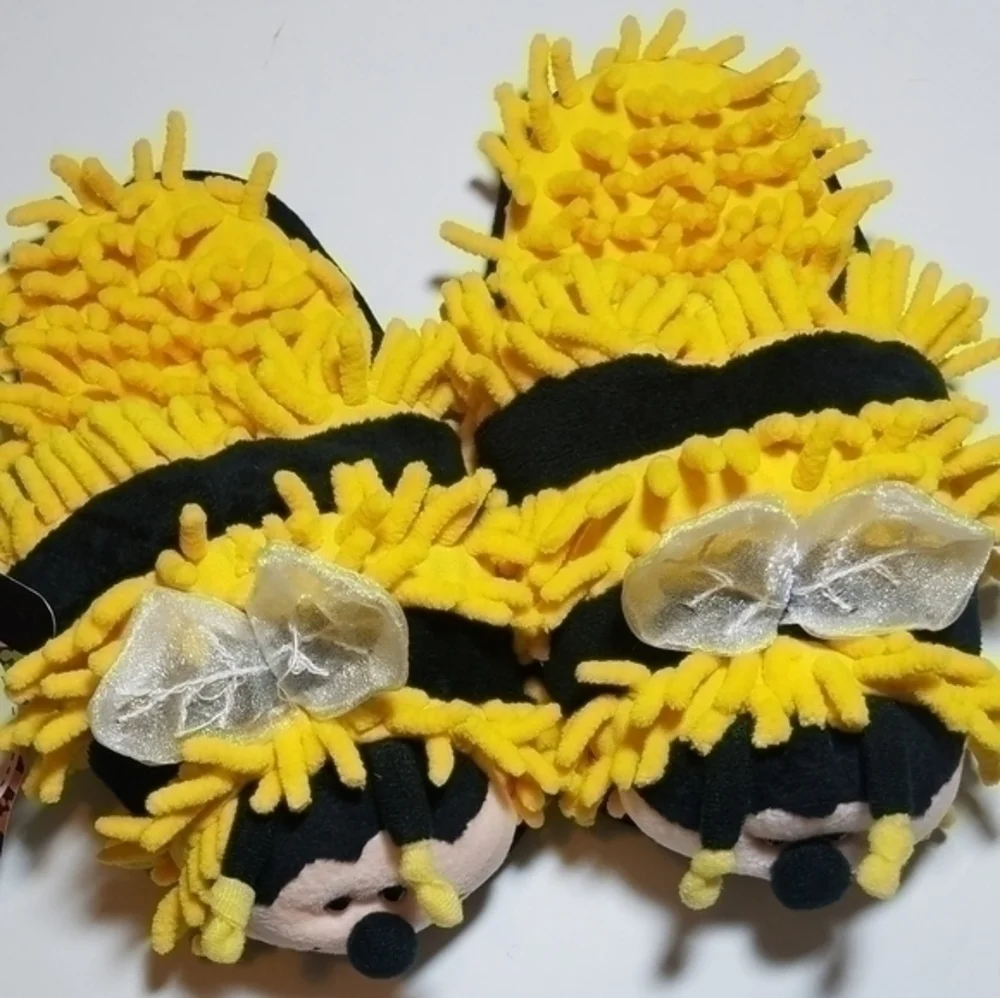 Aroma Home Bumble Bee Fuzzy Feet Slippers